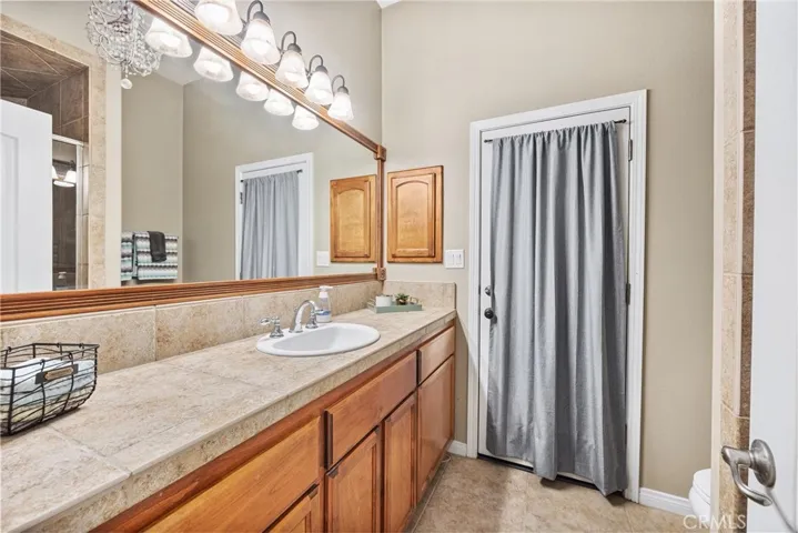 205 Somerford Court, Bakersfield, California 93312