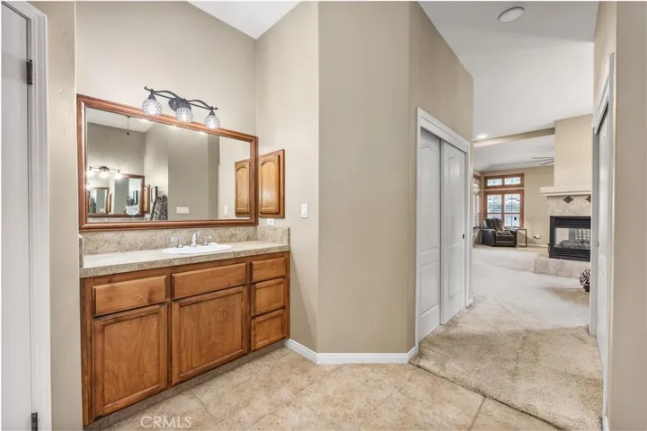 205 Somerford Court, Bakersfield, California 93312
