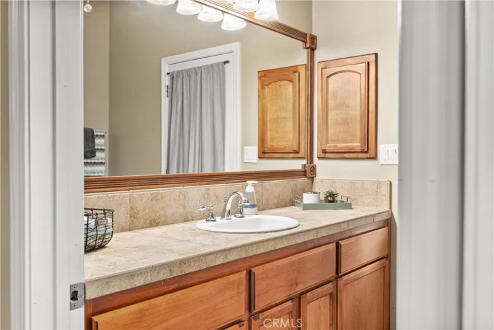 205 Somerford Court, Bakersfield, California 93312