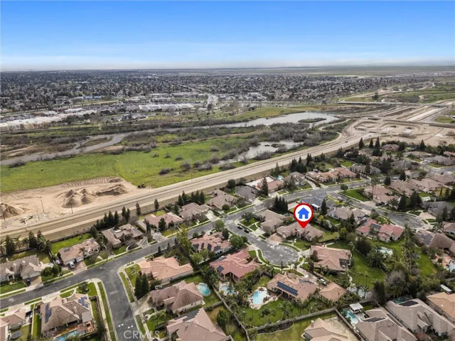 205 Somerford Court, Bakersfield, California 93312