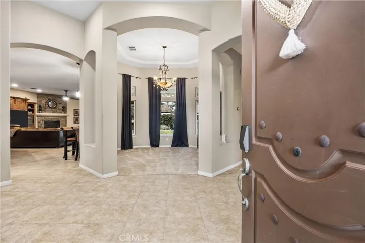 205 Somerford Court, Bakersfield, California 93312