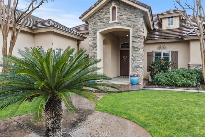 205 Somerford Court, Bakersfield, California 93312