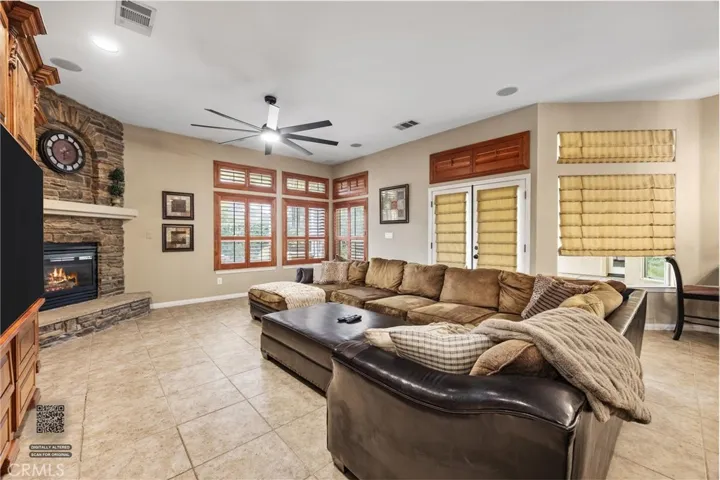205 Somerford Court, Bakersfield, California 93312