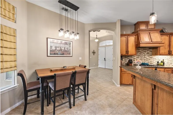 205 Somerford Court, Bakersfield, California 93312
