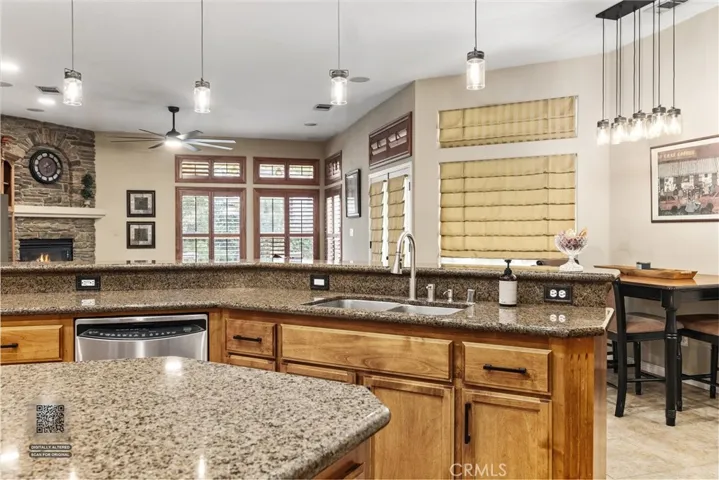 205 Somerford Court, Bakersfield, California 93312