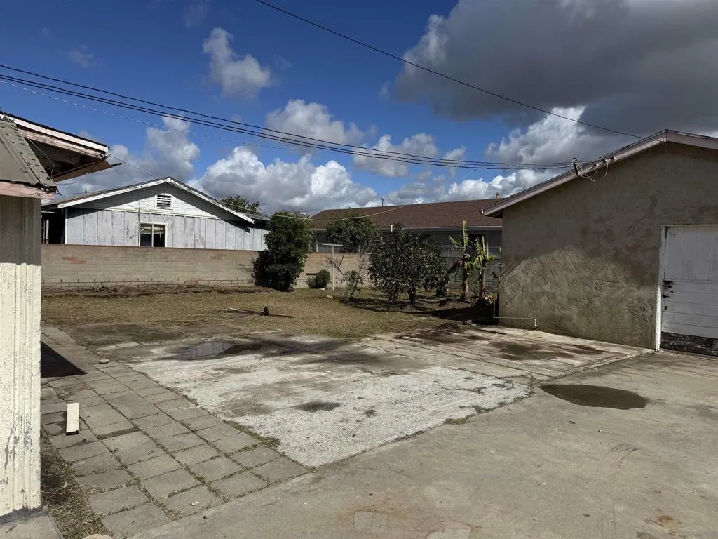 2757 Ulric St, San Diego, California 92111 home-pic-4