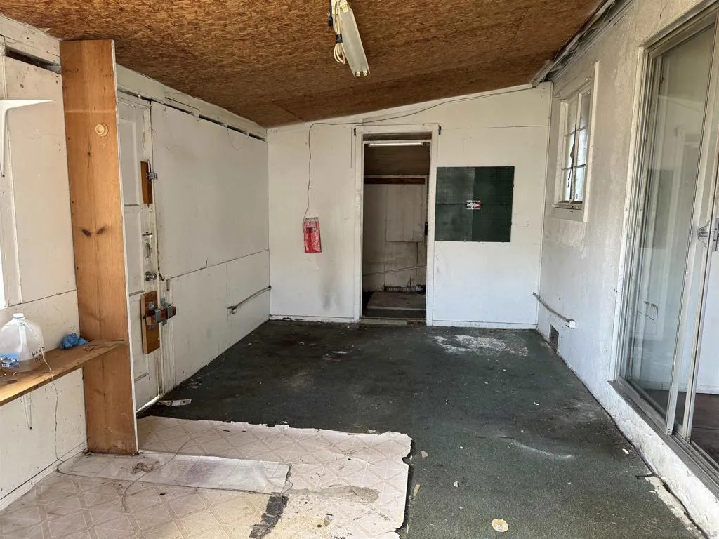 2757 Ulric St, San Diego, California 92111 home-pic-16