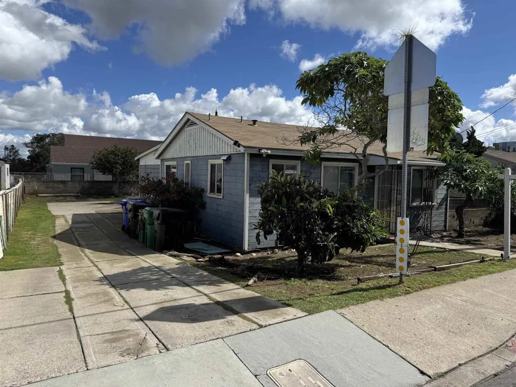 2767 Ulric St, San Diego, California 92111 home-pic-2