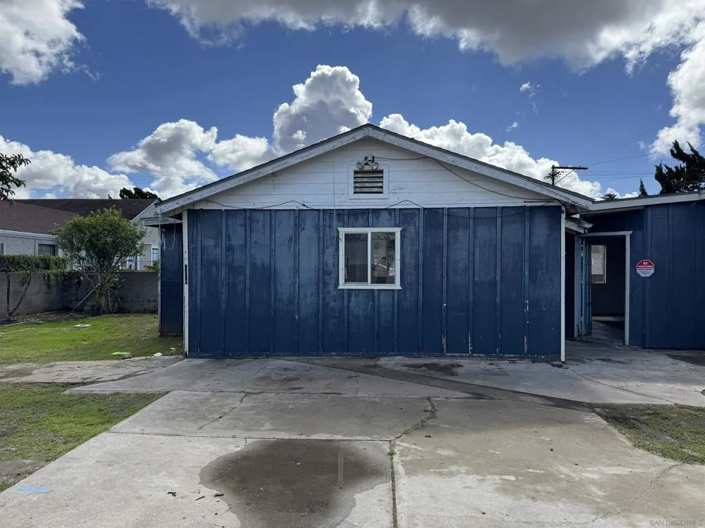 2767 Ulric St, San Diego, California 92111 home-pic-4