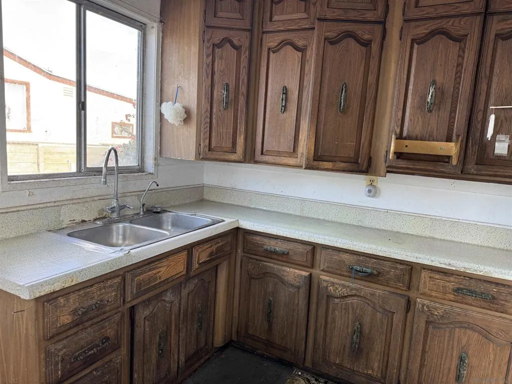 2767 Ulric St, San Diego, California 92111 home-pic-9