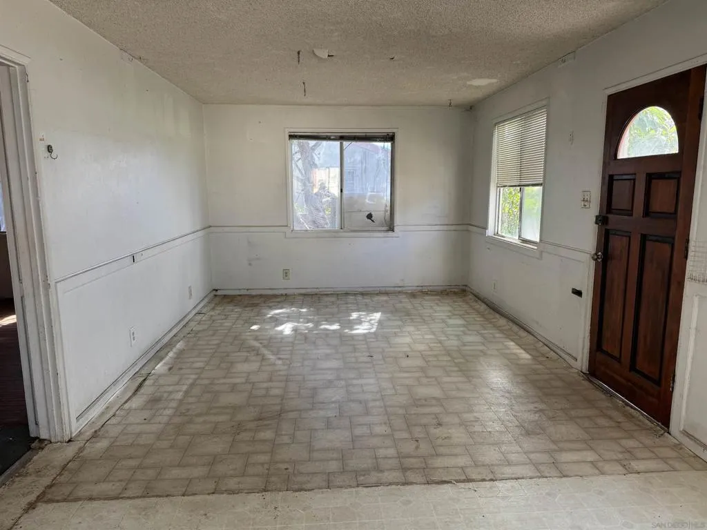2767 Ulric St, San Diego, California 92111 home-pic-7