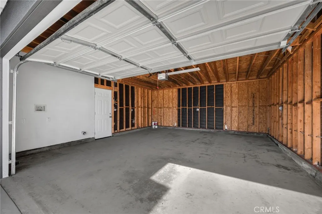 17748 Owen Street, Fontana, California 92335 home-pic-25