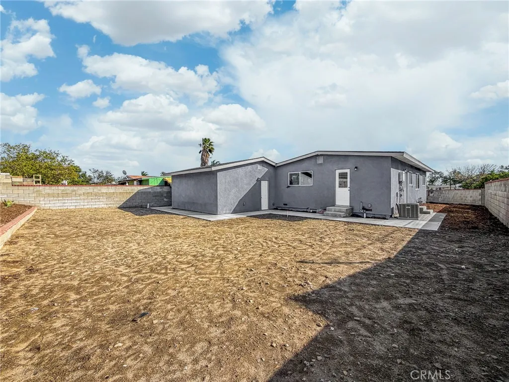 17748 Owen Street, Fontana, California 92335 home-pic-7