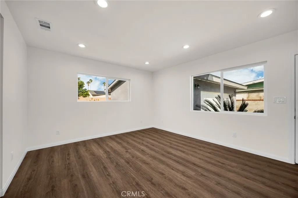 17748 Owen Street, Fontana, California 92335 home-pic-24
