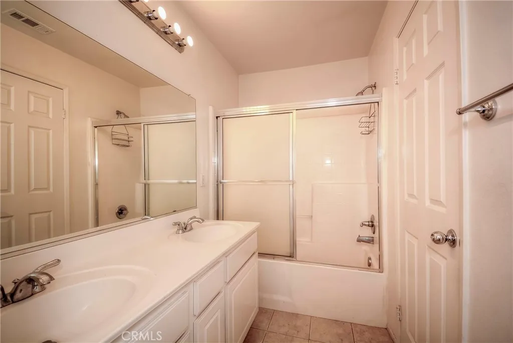 21401 Greyson, Moreno Valley, California 92557 home-pic-44