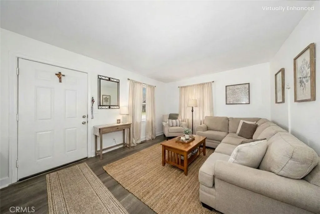 811 E Nocta, Ontario, California 91764 home-pic-6