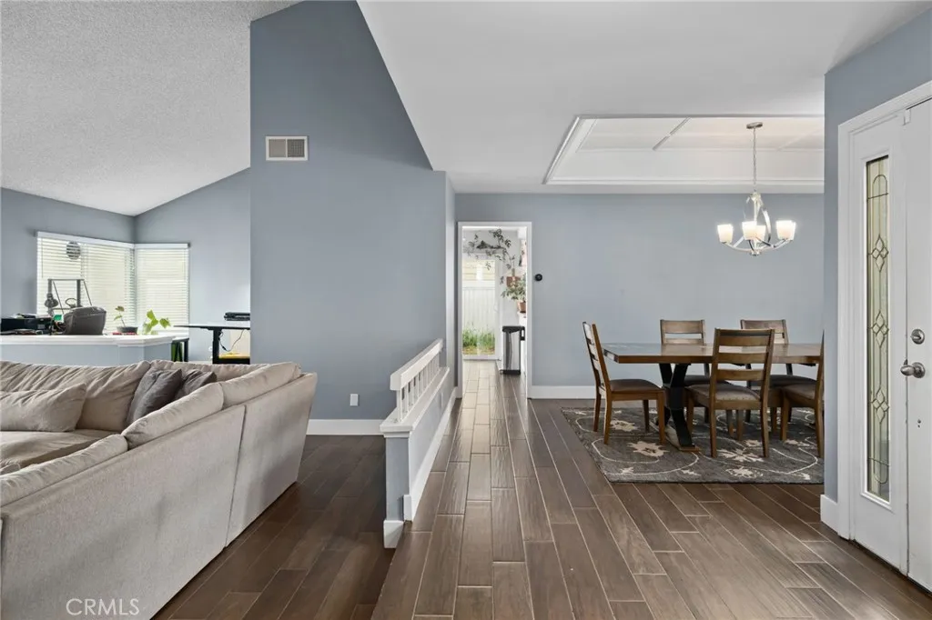 5810 Greens Drive, Riverside, California 92509 home-pic-4