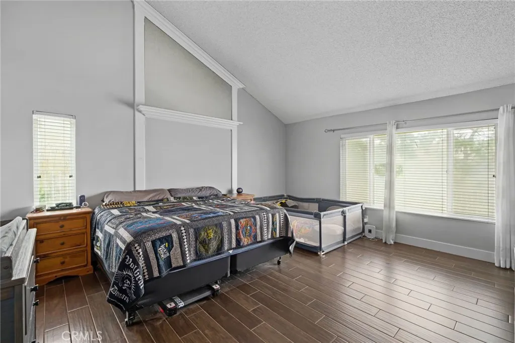5810 Greens Drive, Riverside, California 92509 home-pic-19