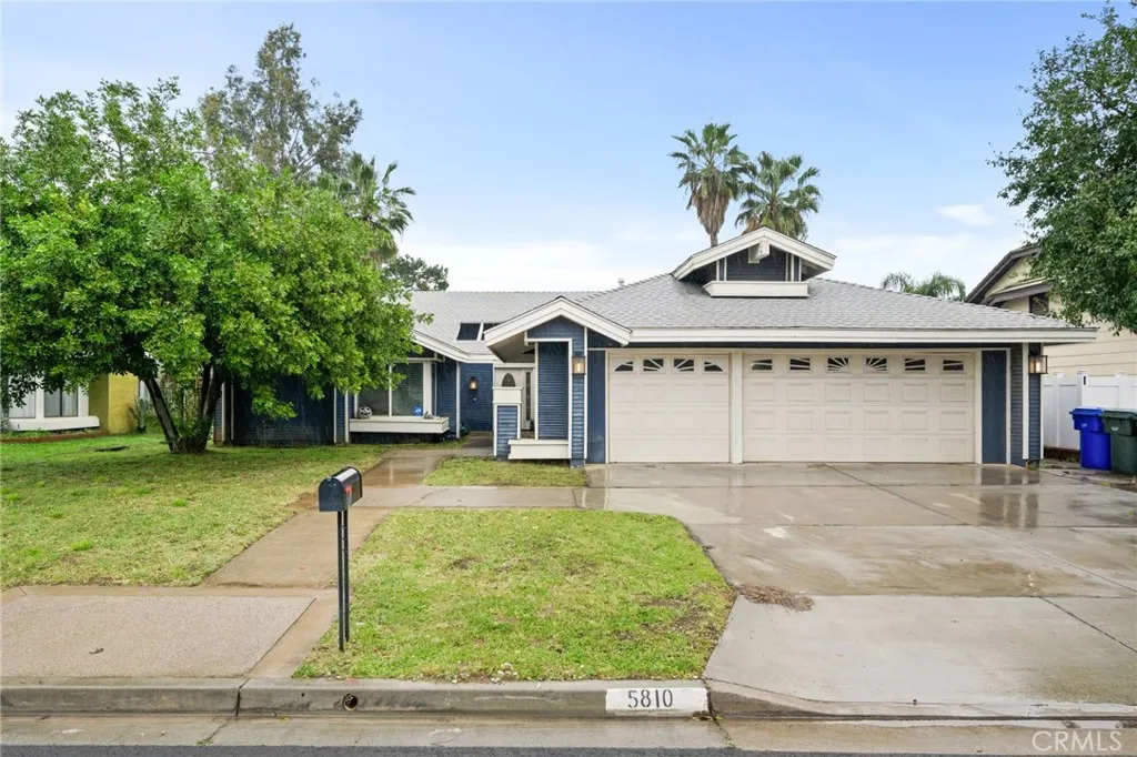 5810 Greens Drive, Riverside, California 92509 home-pic-1