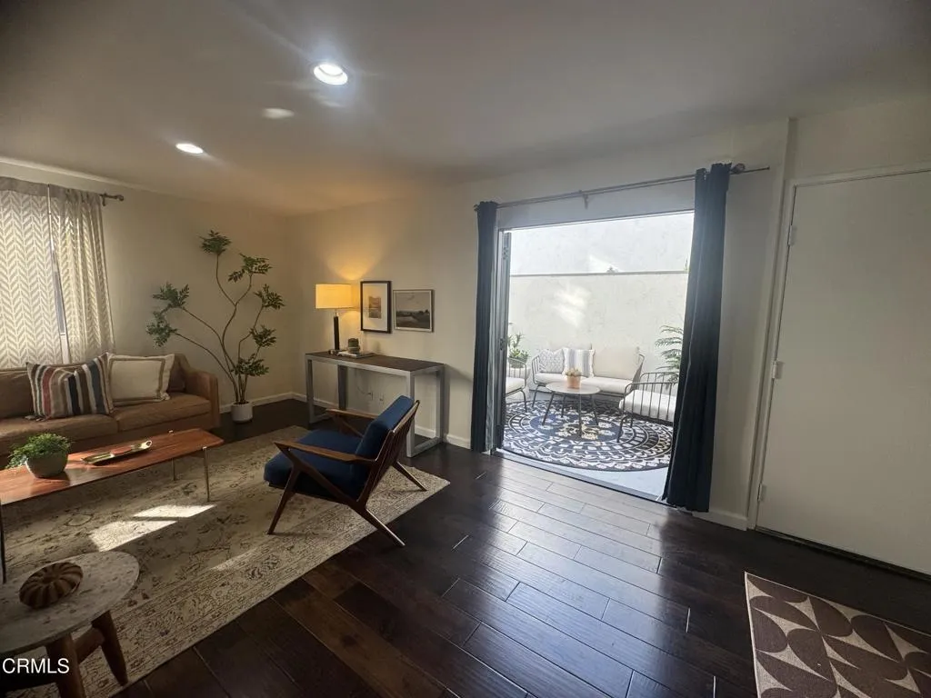 394 S Los Robles Avenue 2, Pasadena, California 91101 home-pic-7