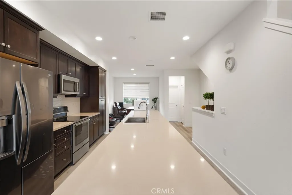 7705 Sage Drive, Pico Rivera, California 90660 home-pic-12