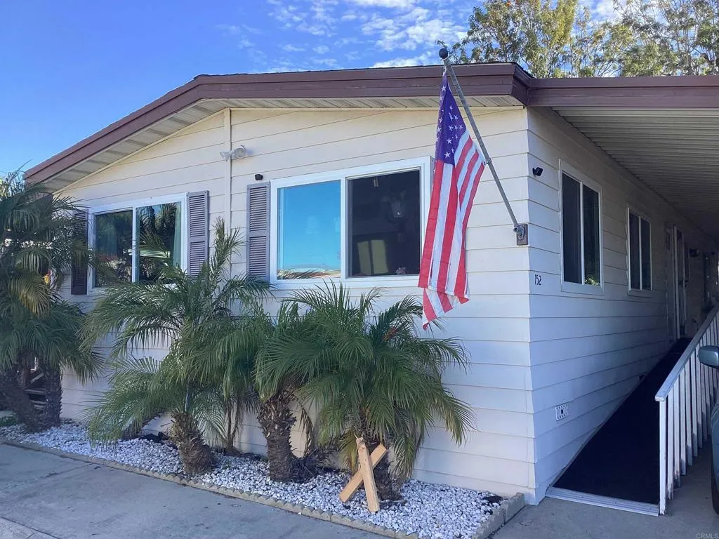 3340 Del Sol #152