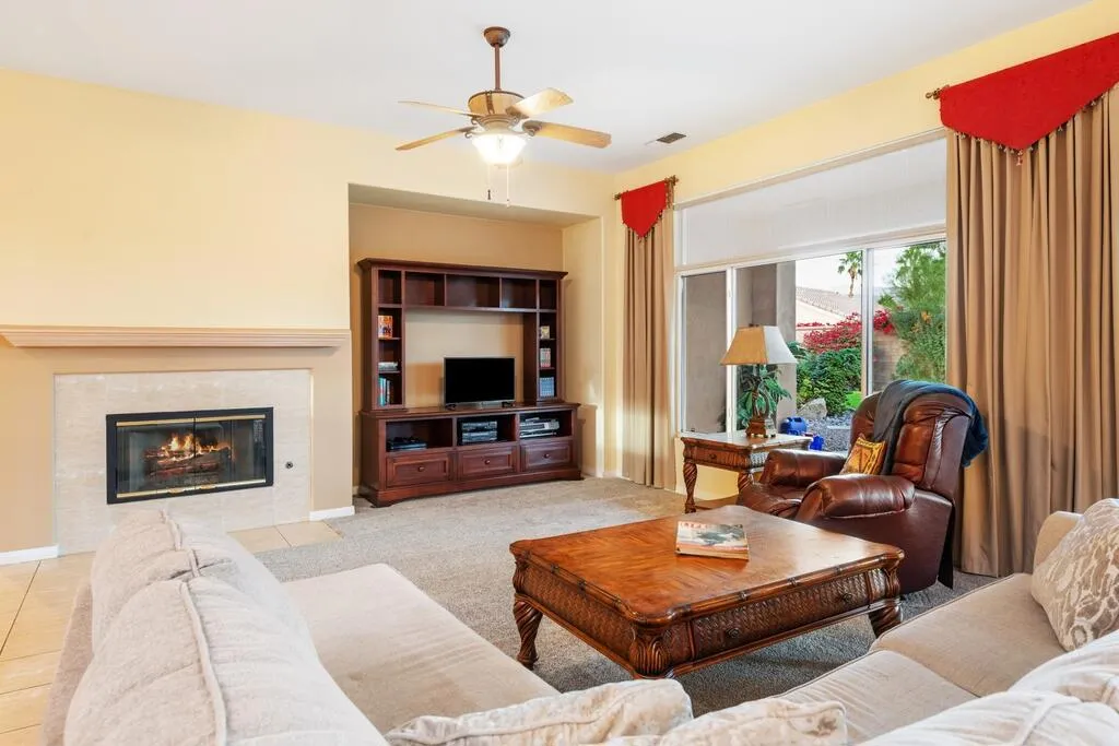 35370 Flute Avenue, Palm Desert, California 92211 home-pic-4