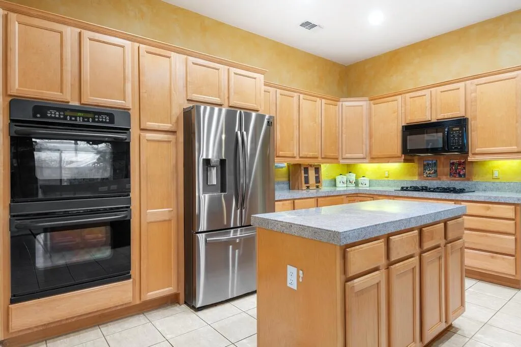 35370 Flute Avenue, Palm Desert, California 92211 home-pic-7