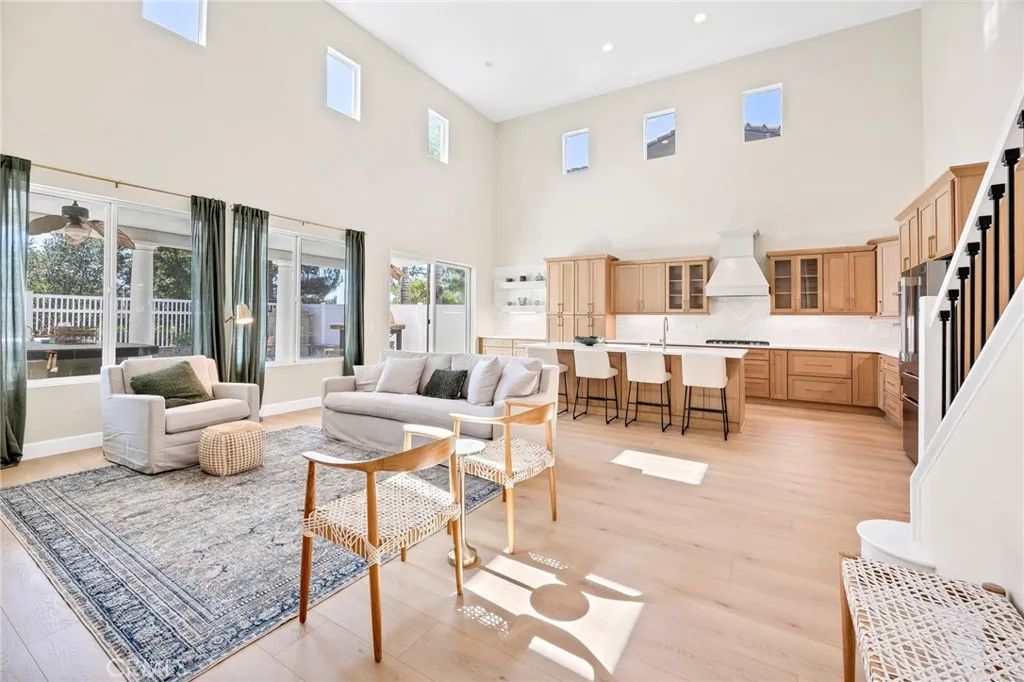 32127 Camino Rabago, Temecula, California 92592 home-pic-25