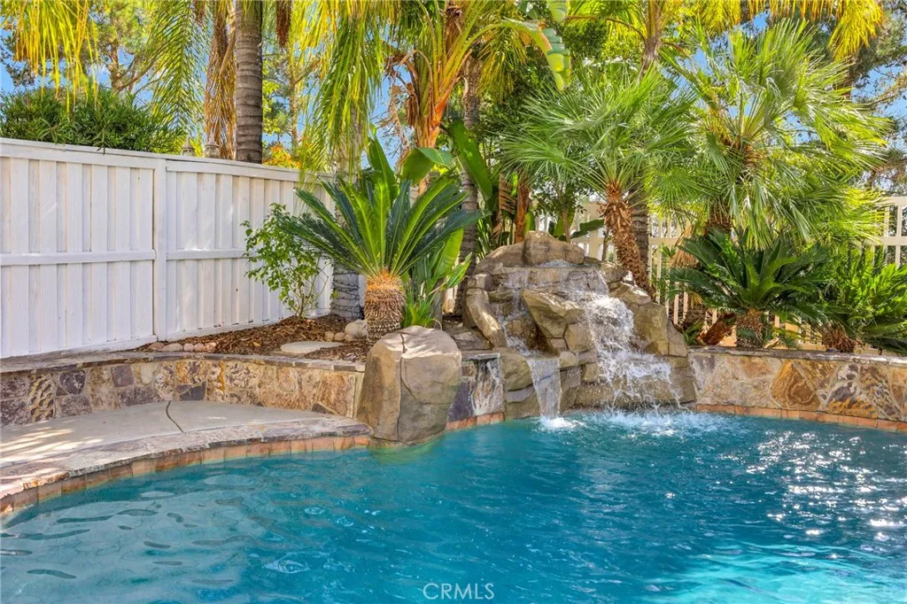 32127 Camino Rabago, Temecula, California 92592 home-pic-45