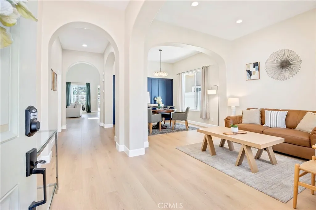 32127 Camino Rabago, Temecula, California 92592 home-pic-8