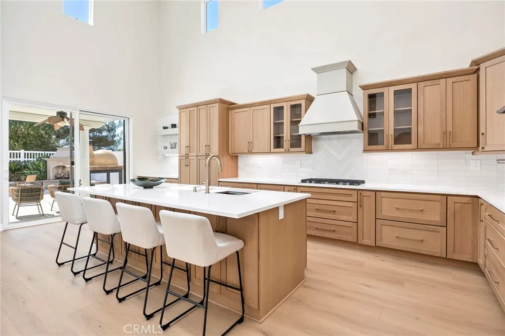 32127 Camino Rabago, Temecula, California 92592 home-pic-16