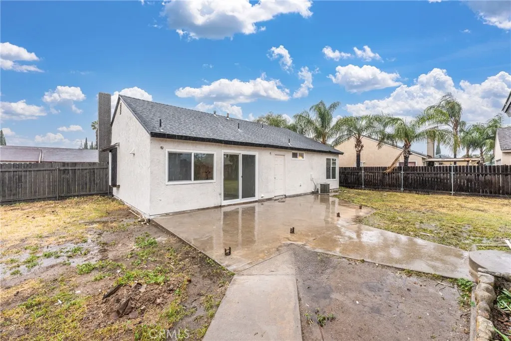 1365 W Etiwanda Avenue, Rialto, California 92376 home-pic-30