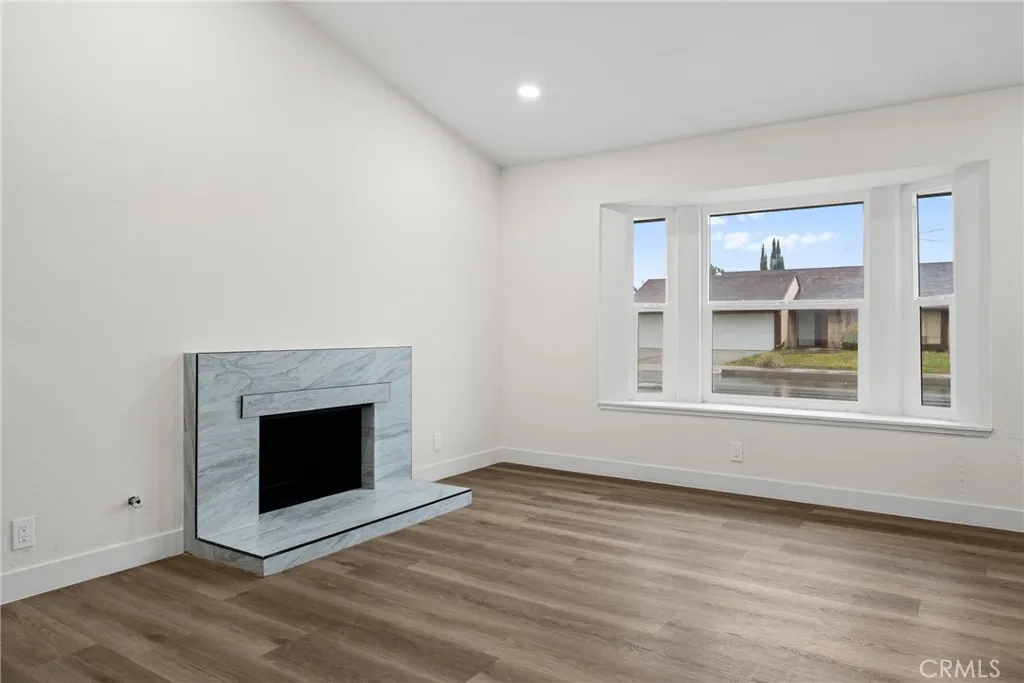 1365 W Etiwanda Avenue, Rialto, California 92376 home-pic-7