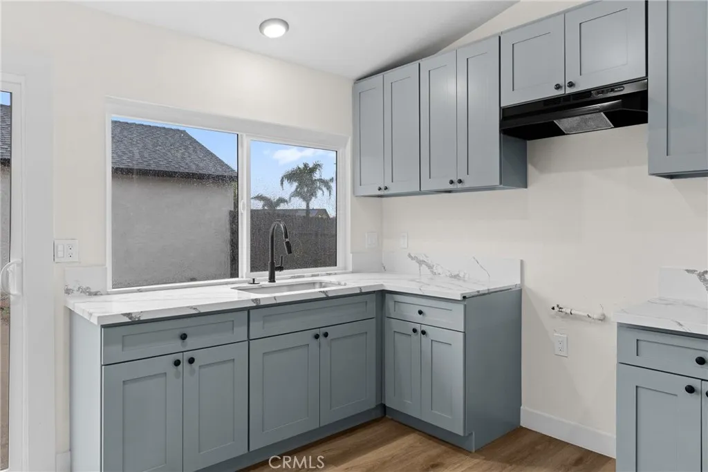 1365 W Etiwanda Avenue, Rialto, California 92376 home-pic-8