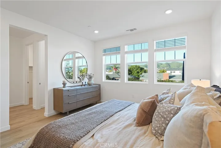 2nd Level Large Primary Suite
