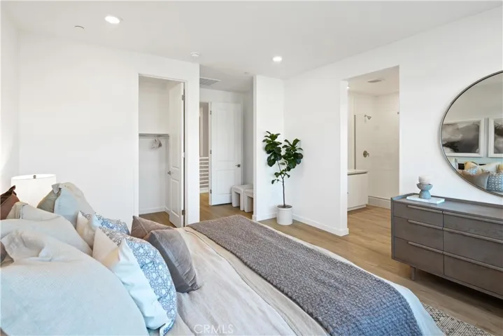 2nd Level Large Primary Suite