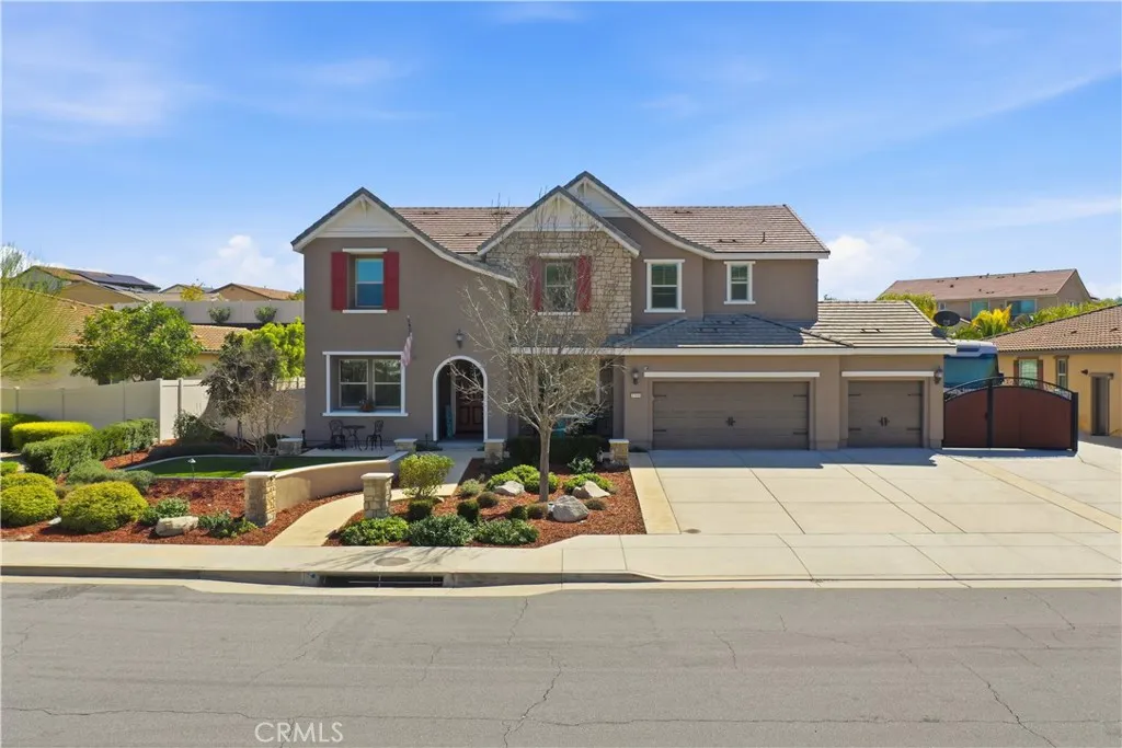 37686 Golden Eagle Avenue, Murrieta, California 92563 home-pic-2