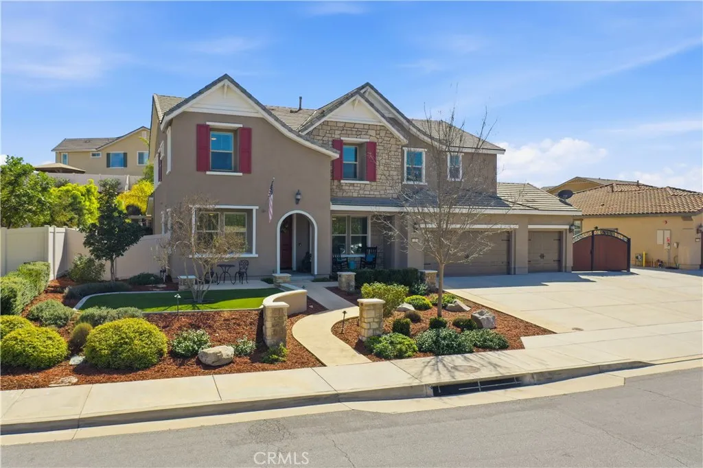 37686 Golden Eagle Avenue, Murrieta, California 92563 home-pic-1