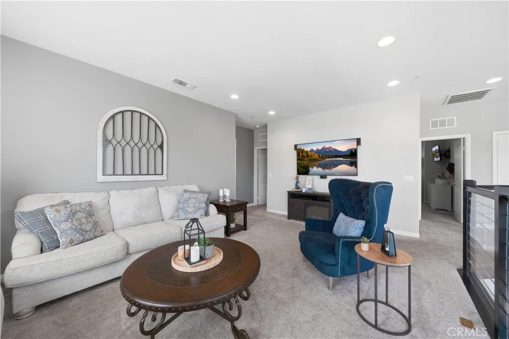 37686 Golden Eagle Avenue, Murrieta, California 92563 home-pic-21