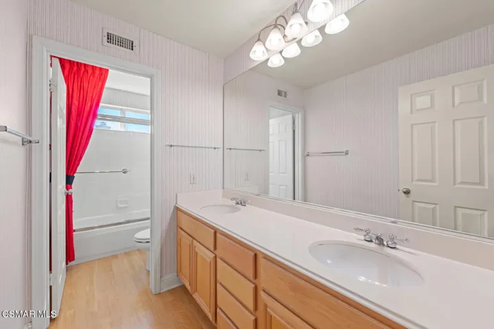 7224 Imbach Pl Moorpark CA-large-027-033