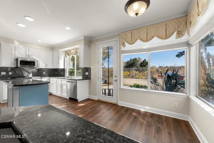 7224 Imbach Pl Moorpark CA-large-011-016