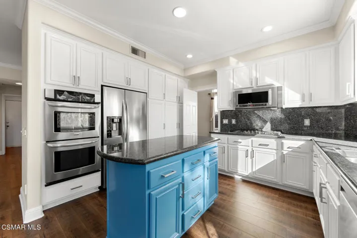 7224 Imbach Pl Moorpark CA-large-010-003