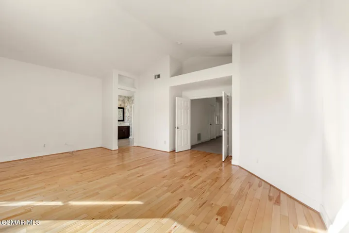 7224 Imbach Pl Moorpark CA-large-032-026