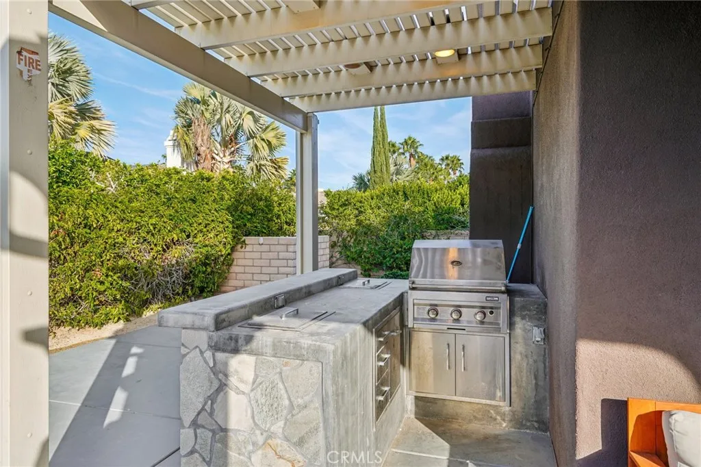 1420 E Via Escuela, Palm Springs, California 92262 home-pic-49