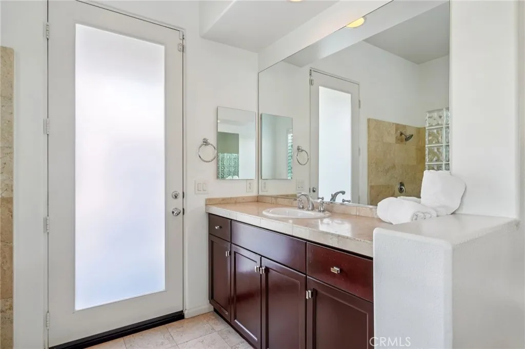 1420 E Via Escuela, Palm Springs, California 92262 home-pic-38