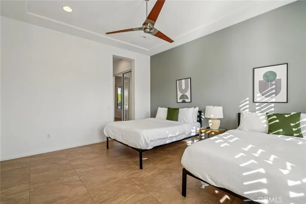 1420 E Via Escuela, Palm Springs, California 92262 home-pic-19
