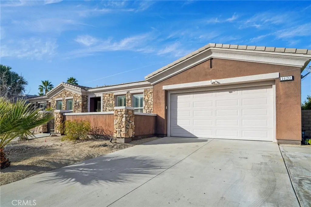 1420 E Via Escuela, Palm Springs, California 92262 home-pic-1