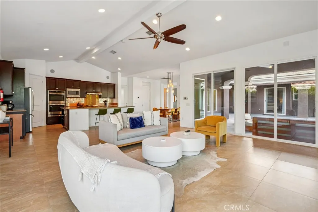 1420 E Via Escuela, Palm Springs, California 92262 home-pic-8