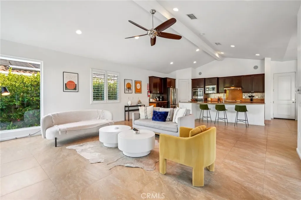 1420 E Via Escuela, Palm Springs, California 92262 home-pic-9